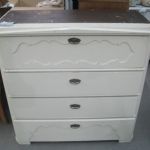 450 1598 CHEST OF DRAWERS